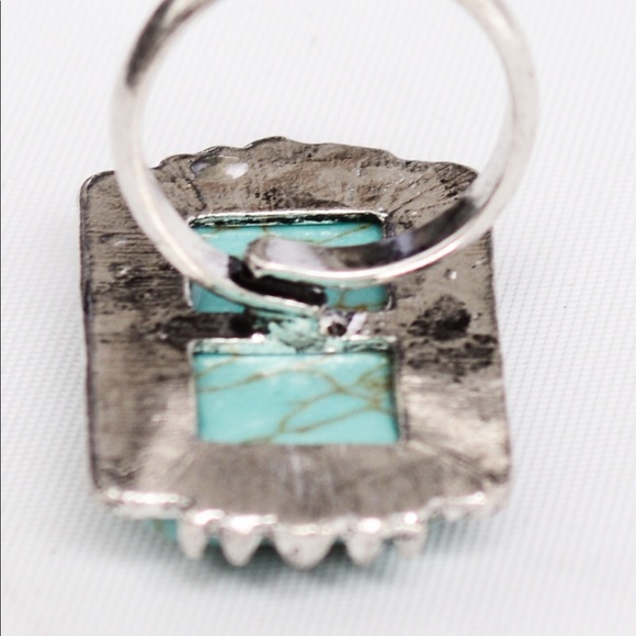 Vintage Rectangle Adjustable Ring - Picture 5 of 6